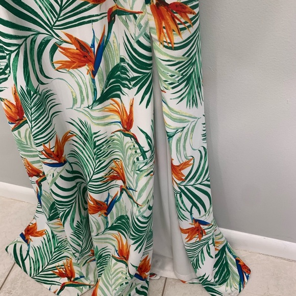 Tropical Maxi Dress with Slit & built in padding - Picture 3 of 4